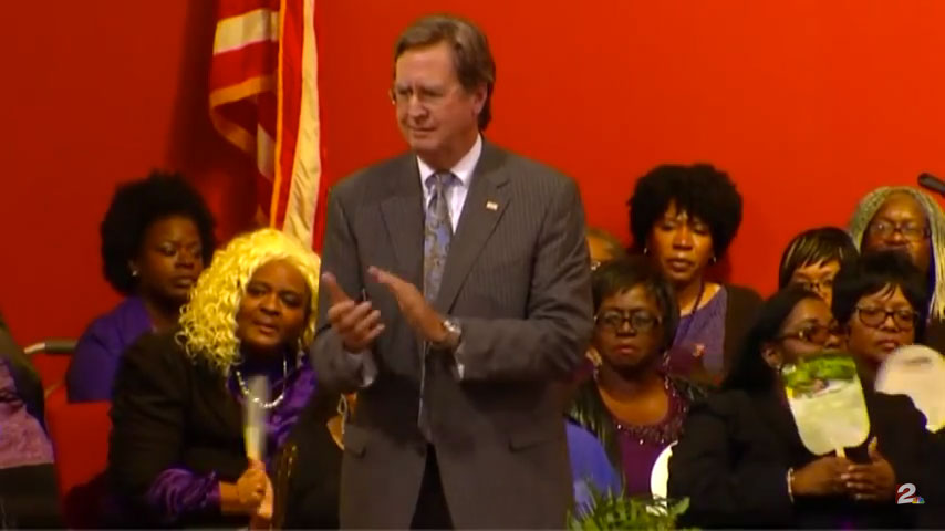 Tulsa Mayor Dewey Bartlett speaks at Terence Crutcher’s funeral